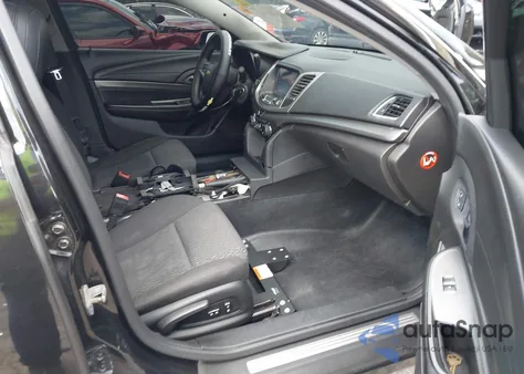 2014 Chevrolet Caprice Police z USA, uszkodzony, nr VIN 6G3NS5U31EL966030